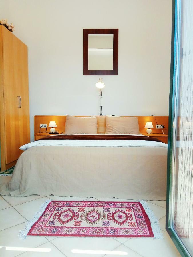 Apartment Apoksiomen Barbat na Rabu Exterior photo